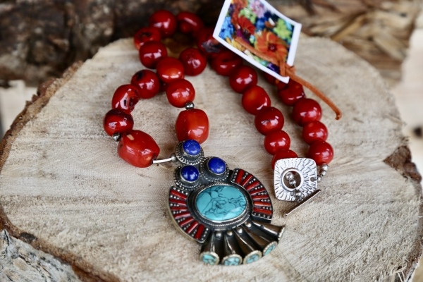 Red coral/turquoise/lapis